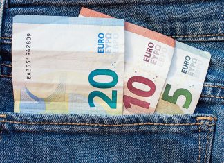Pożyczka dla pracujących za granicą – czy można dostać ją w Polsce